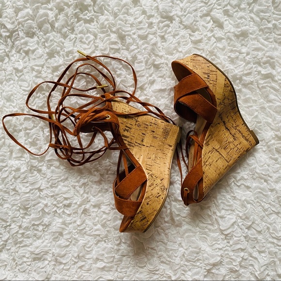 Sandals 5.5 - Picture 3 of 3